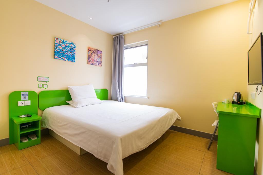 Hi Inn Ningbo Tianyi Square Branch Værelse billede
